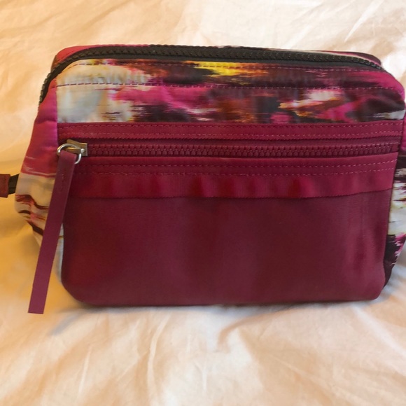 Lululemon mind and body kit - travel case - Picture 1 of 8